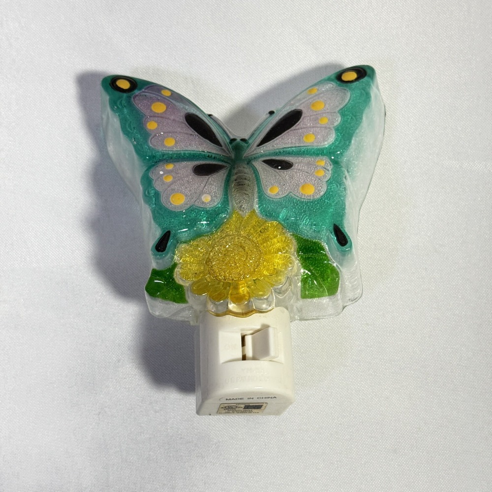 Butterfly Night Light Made With Crushed Glass‎ And Resin